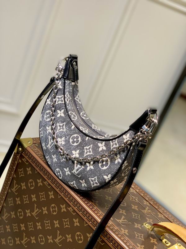Inspired Handbags, AA+ Quality 100% Genuine Leather Classic Flap Medium Quilted Lambskin Black Gold, 18X 1 1X 5cm BL 4 Colour