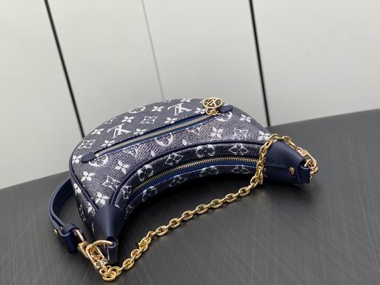 Inspired Handbags, AA+ Quality 100% Genuine Leather Classic Flap Medium Quilted Lambskin Black Gold, 18X 1 1X 5cm BL 4 Colour