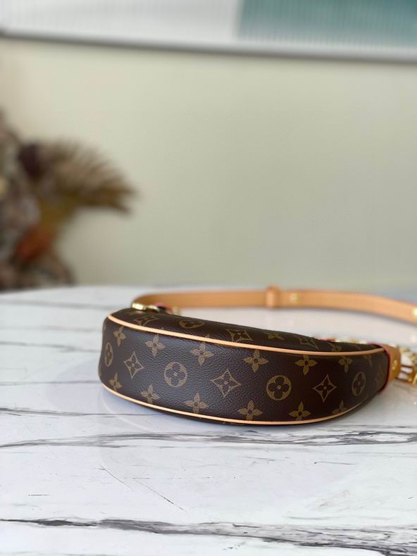Inspired Handbags, AA+ Quality 100% Genuine Leather Classic Flap Medium Quilted Lambskin Black Gold, 18X 1 1X 5cm BL 4 Colour