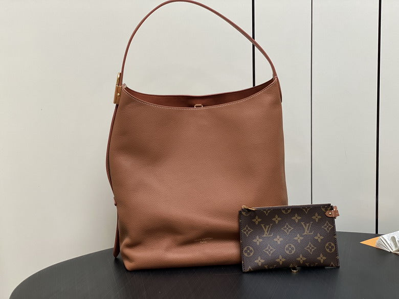 Inspired Handbags, AA+ Quality 100% Genuine Leather Classic Flap Medium Quilted Lambskin Black Gold, 18X 1 1X 5cm BL 4 Colour