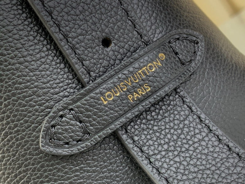 Inspired Handbags, AA+ Quality 100% Genuine Leather Classic Flap Medium Quilted Lambskin Black Gold, 18X 1 1X 5cm BL 4 Colour