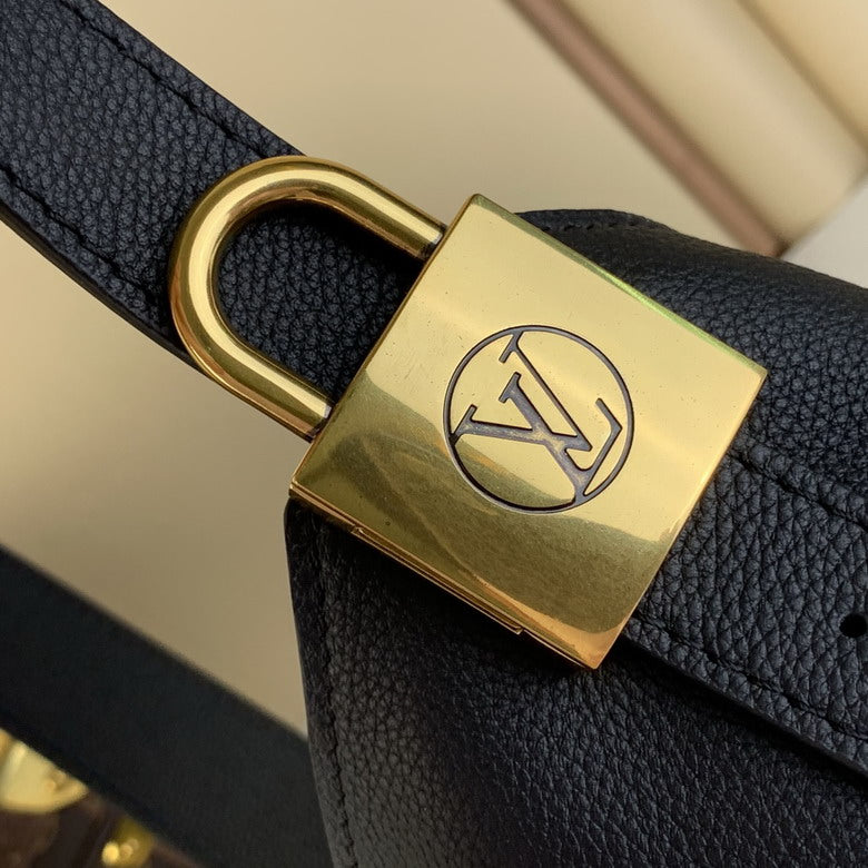 Inspired Handbags, AA+ Quality 100% Genuine Leather Classic Flap Medium Quilted Lambskin Black Gold, 18X 1 1X 5cm BL 4 Colour