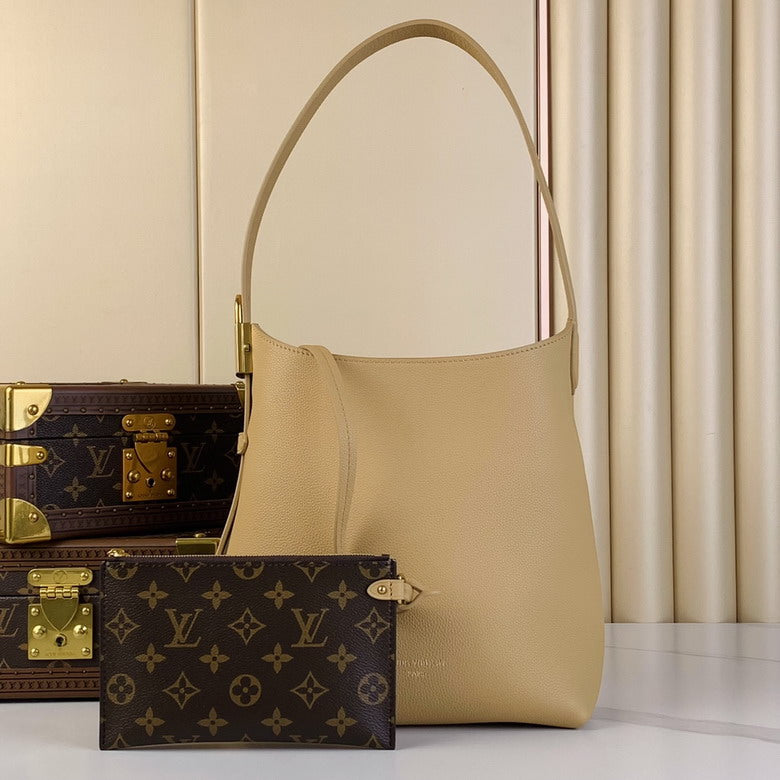 Inspired Handbags, AA+ Quality 100% Genuine Leather Classic Flap Medium Quilted Lambskin Black Gold, 18X 1 1X 5cm BL 4 Colour