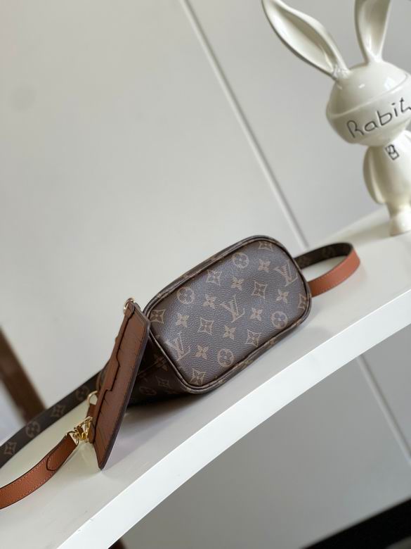 Louis vuitton Inspired Handbags, AA+ Quality 100% Genuine Leather Classic Flap Medium Quilted Lambskin Black Gold, 18X 1 1X 5cm BL 4 Colour