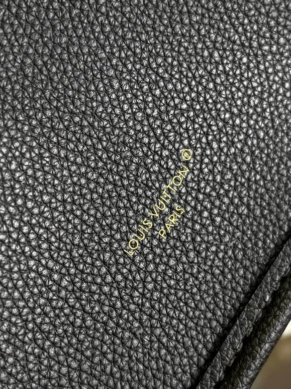 Louis vuitton Inspired Handbags, AA+ Quality 100% Genuine Leather Classic Flap Medium Quilted Lambskin Black Gold, 18X 1 1X 5cm BL 4 Colour