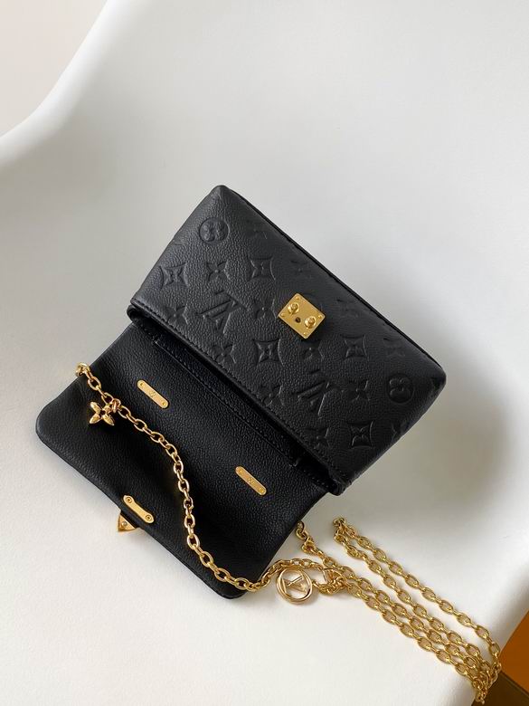 Louis vuitton Handbags, AA+ Quality 100% Genuine Leather Classic Flap Medium Quilted Lambskin Black Gold, 18X 1 1X 5cm BL 4 Colour