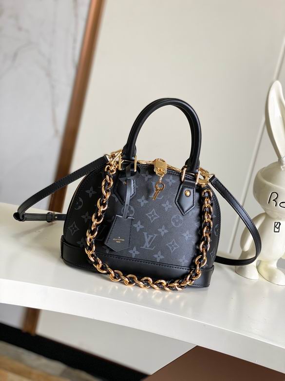 Louis Vuitton Inspired Handbags, AA+ Quality 100% Genuine Leather Classic Flap Medium Quilted Lambskin Black Gold, 18X 1 1X 5cm BL 4 Colour
