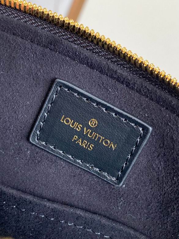 Louis Vuitton Inspired Handbags, AA+ Quality 100% Genuine Leather Classic Flap Medium Quilted Lambskin Black Gold, 18X 1 1X 5cm BL 4 Colour