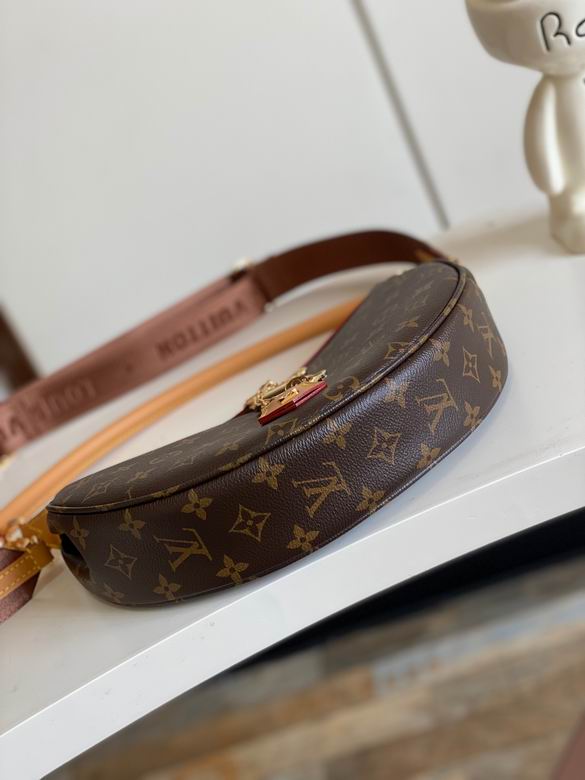 Inspired Handbags, AA+ Quality 100% Genuine Leather Classic Flap Medium Quilted Lambskin Black Gold, 18X 1 1X 5cm BL 4 Colour