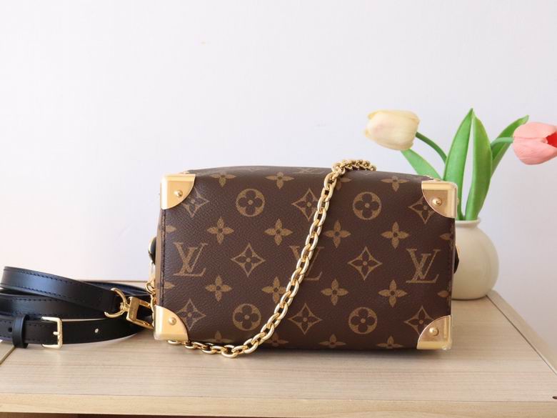 louis vuitton Inspired Handbags, AA+ Quality 100% Genuine Leather Classic Flap Medium Quilted Lambskin Black Gold, 18X 1 1X 5cm BL 4 Colour