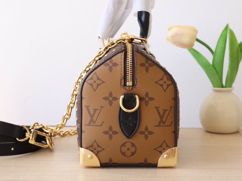 louis vuitton Inspired Handbags, AA+ Quality 100% Genuine Leather Classic Flap Medium Quilted Lambskin Black Gold, 18X 1 1X 5cm BL 4 Colour