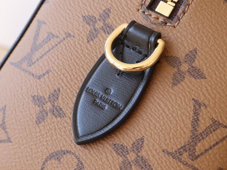 louis vuitton Inspired Handbags, AA+ Quality 100% Genuine Leather Classic Flap Medium Quilted Lambskin Black Gold, 18X 1 1X 5cm BL 4 Colour