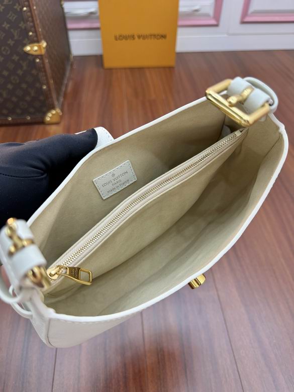 Inspired Handbags, AA+ Quality 100% Genuine Leather Classic Flap Medium Quilted Lambskin Black Gold, 18X 1 1X 5cm BL 4 Colour