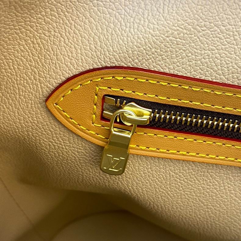 Louis Vuitton Inspired Handbags, AA+ Quality 100% Genuine Leather Classic Flap Medium Quilted Lambskin Black Gold, 18X 1 1X 5cm BL 4 Colour