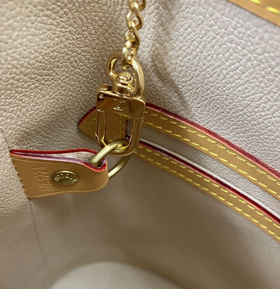 Louis Vuitton Inspired Handbags, AA+ Quality 100% Genuine Leather Classic Flap Medium Quilted Lambskin Black Gold, 18X 1 1X 5cm BL 4 Colour