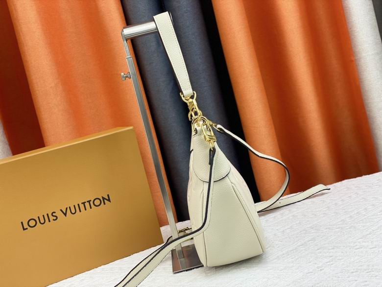 Louis vuitton Inspired Handbags, AA+ Quality 100% Genuine Leather Classic Flap Medium Quilted Lambskin Black Gold, 18X 1 1X 5cm BL 4 Colour