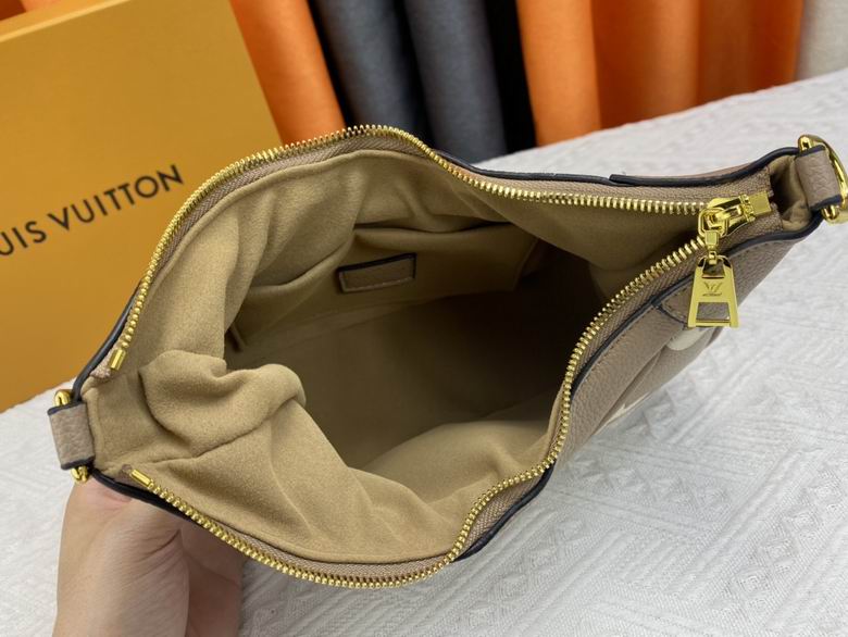 Louis vuitton Inspired Handbags, AA+ Quality 100% Genuine Leather Classic Flap Medium Quilted Lambskin Black Gold, 18X 1 1X 5cm BL 4 Colour