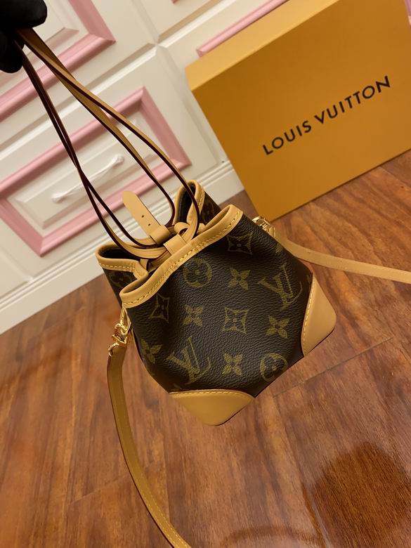 Louis Vuitton Inspired Handbags, AA+ Quality 100% Genuine Leather Classic Flap Medium Quilted Lambskin Black Gold, 18X 1 1X 5cm BL 4 Colour