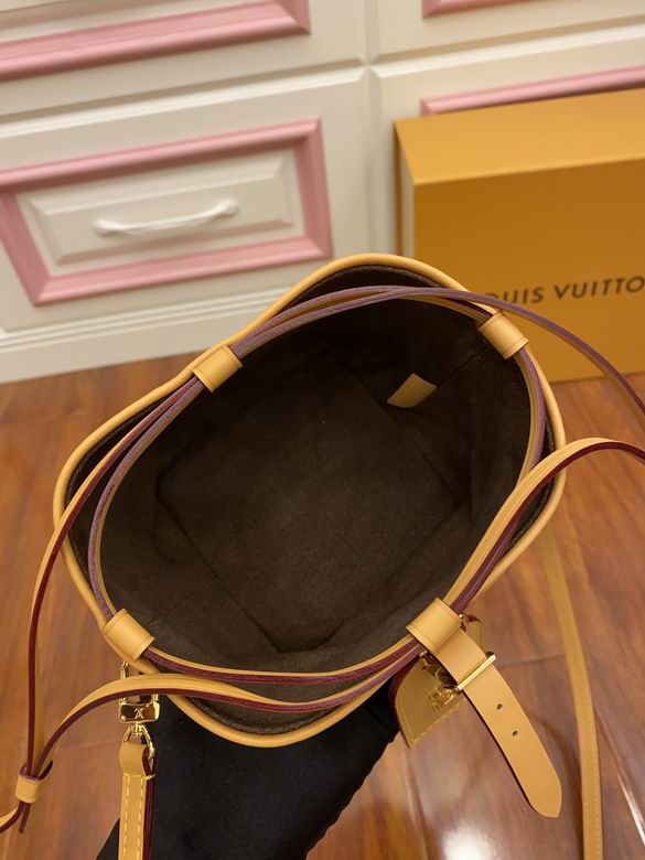 Louis Vuitton Inspired Handbags, AA+ Quality 100% Genuine Leather Classic Flap Medium Quilted Lambskin Black Gold, 18X 1 1X 5cm BL 4 Colour