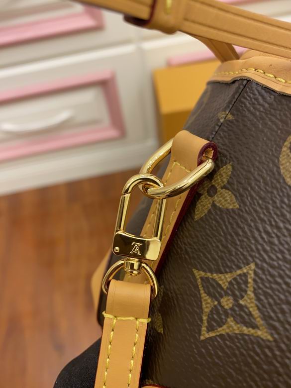Louis Vuitton Inspired Handbags, AA+ Quality 100% Genuine Leather Classic Flap Medium Quilted Lambskin Black Gold, 18X 1 1X 5cm BL 4 Colour