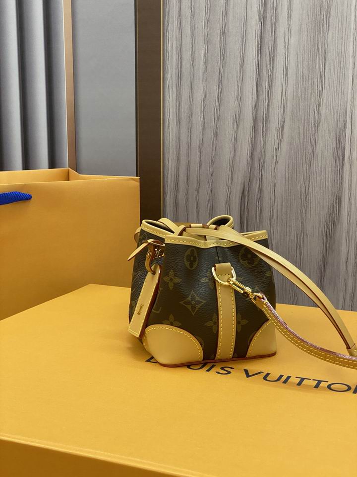 Louis Vuitton Inspired Handbags, AA+ Quality 100% Genuine Leather Classic Flap Medium Quilted Lambskin Black Gold, 18X 1 1X 5cm BL 4 Colour