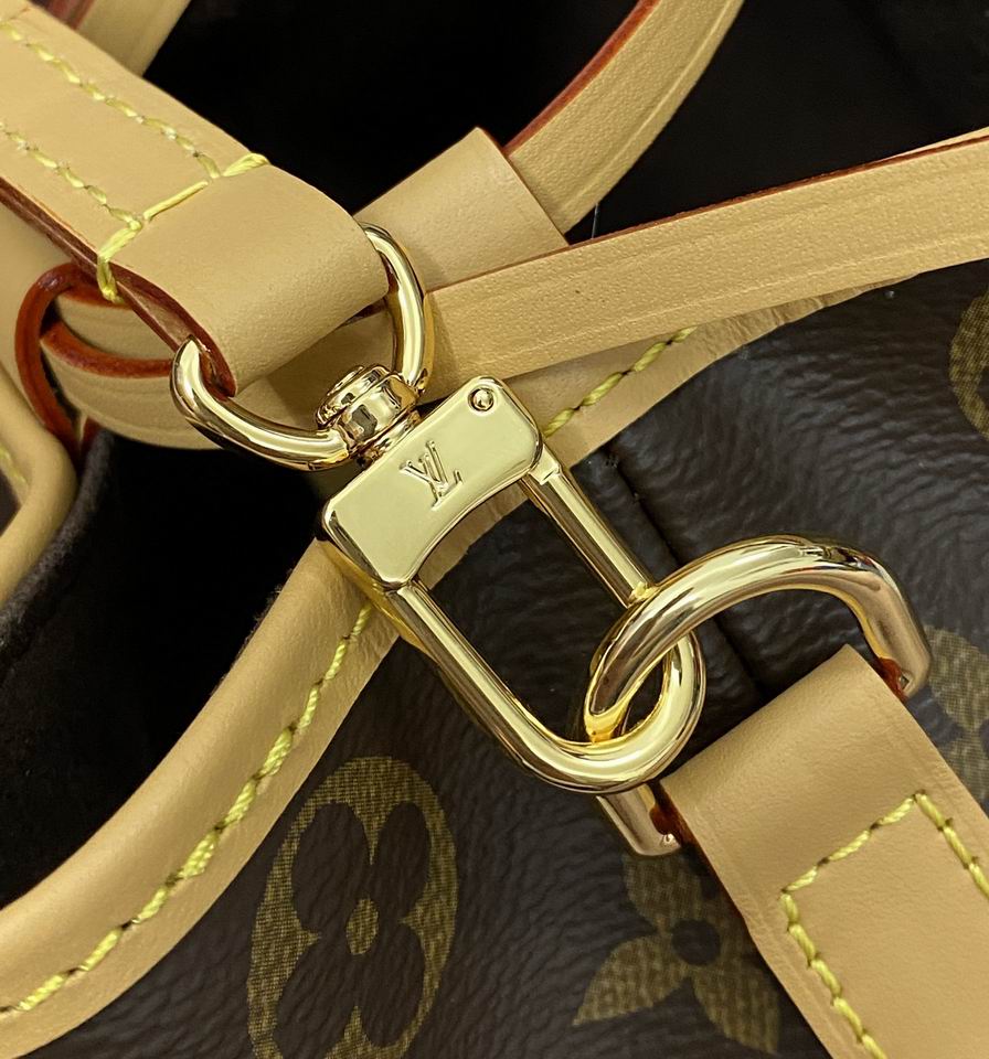 Louis Vuitton Inspired Handbags, AA+ Quality 100% Genuine Leather Classic Flap Medium Quilted Lambskin Black Gold, 18X 1 1X 5cm BL 4 Colour