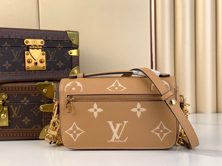 Louis Vuitton Handbags, AA+ Quality 100% Genuine Leather Classic Flap Medium Quilted Lambskin Black Gold, 18X 1 1X 5cm BL 4 Colour