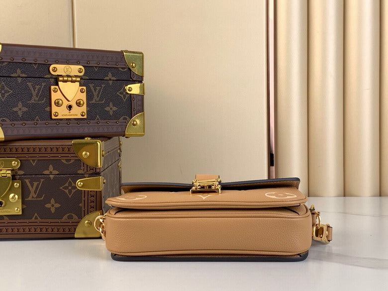 Louis Vuitton Handbags, AA+ Quality 100% Genuine Leather Classic Flap Medium Quilted Lambskin Black Gold, 18X 1 1X 5cm BL 4 Colour