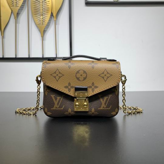 Louis Vuitton Handbags, AA+ Quality 100% Genuine Leather Classic Flap Medium Quilted Lambskin Black Gold, 18X 1 1X 5cm BL 4 Colour