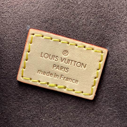 Louis Vuitton Handbags, AA+ Quality 100% Genuine Leather Classic Flap Medium Quilted Lambskin Black Gold, 18X 1 1X 5cm BL 4 Colour