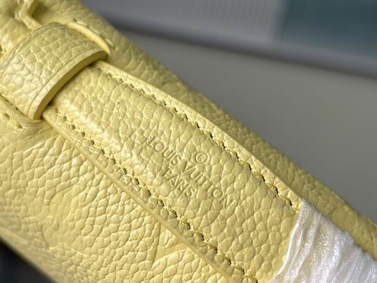 Louis Vuitton Handbags, AA+ Quality 100% Genuine Leather Classic Flap Medium Quilted Lambskin Black Gold, 18X 1 1X 5cm BL 4 Colour