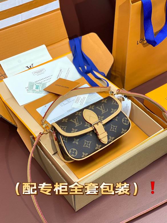 Inspired Handbags, AA+ Quality 100% Genuine Leather Classic Flap Medium Quilted Lambskin Black Gold, 18X 1 1X 5cm BL 4 Colour