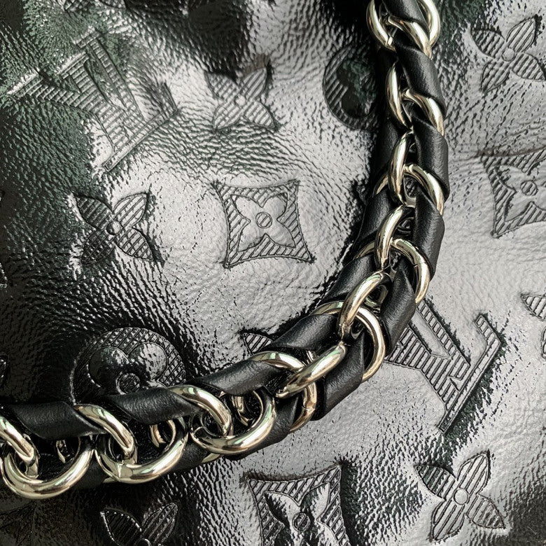 Louis Vuitton Inspired Handbags, AA+ Quality 100% Genuine Leather Classic Flap Medium Quilted Lambskin Black Gold, 18X 1 1X 5cm BL 4 Colour