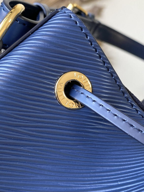 Louis Vuitton Inspired Handbags, AA+ Quality 100% Genuine Leather Classic Flap Medium Quilted Lambskin Black Gold, 18X 1 1X 5cm BL 4 Colour