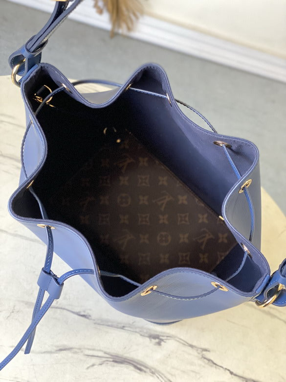 Louis Vuitton Inspired Handbags, AA+ Quality 100% Genuine Leather Classic Flap Medium Quilted Lambskin Black Gold, 18X 1 1X 5cm BL 4 Colour