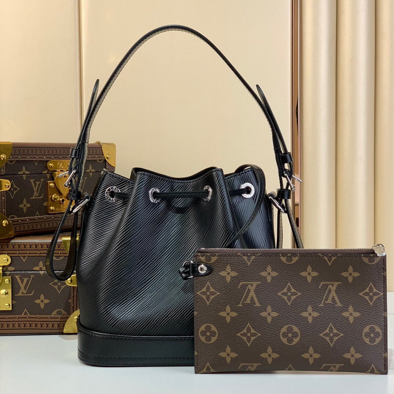 Louis Vuitton Inspired Handbags, AA+ Quality 100% Genuine Leather Classic Flap Medium Quilted Lambskin Black Gold, 18X 1 1X 5cm BL 4 Colour