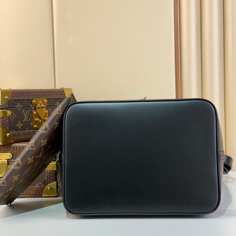 Louis Vuitton Inspired Handbags, AA+ Quality 100% Genuine Leather Classic Flap Medium Quilted Lambskin Black Gold, 18X 1 1X 5cm BL 4 Colour