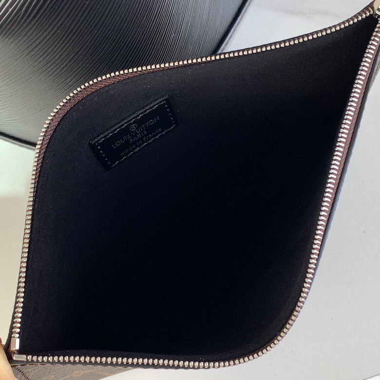 Louis Vuitton Inspired Handbags, AA+ Quality 100% Genuine Leather Classic Flap Medium Quilted Lambskin Black Gold, 18X 1 1X 5cm BL 4 Colour