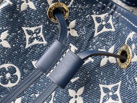 Louis Vuitton Inspired Handbags, AA+ Quality 100% Genuine Leather Classic Flap Medium Quilted Lambskin Black Gold, 18X 1 1X 5cm BL 4 Colour
