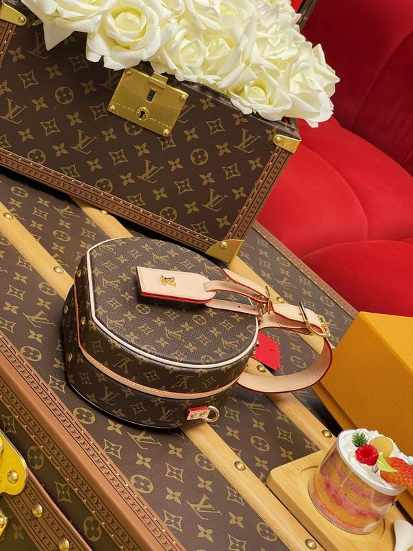 Inspired Handbags, AA+ Quality 100% Genuine Leather Classic Flap Medium Quilted Lambskin Black Gold, 18X 1 1X 5cm BL 4 Colour