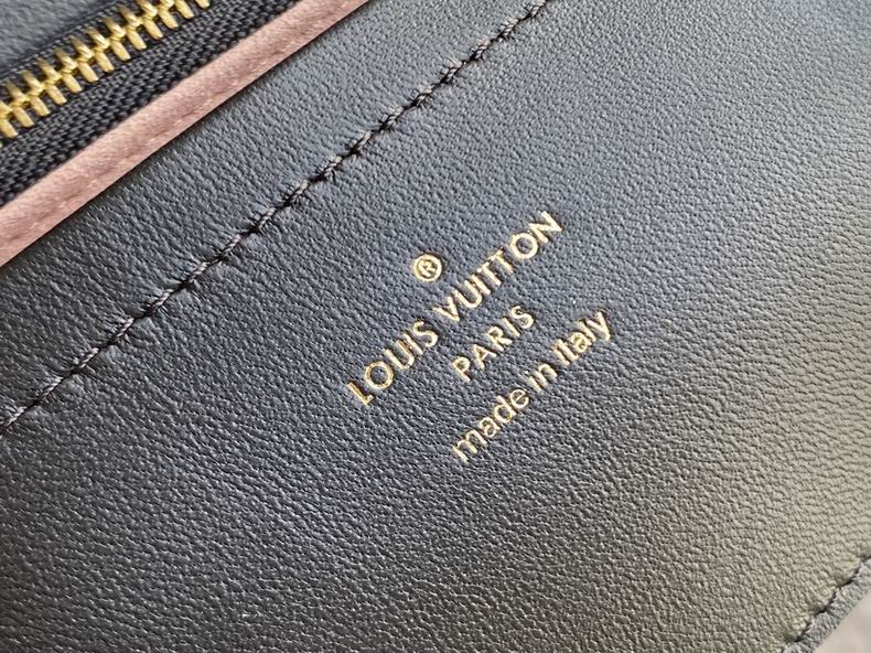 Inspired Handbags, AA+ Quality 100% Genuine Leather Classic Flap Medium Quilted Lambskin Black Gold, 18X 1 1X 5cm BL 4 Colour