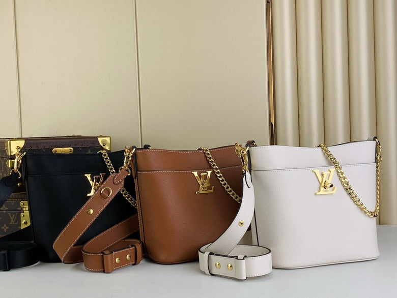 Louis Vuitton Inspired Handbags, AA+ Quality 100% Genuine Leather Classic Flap Medium Quilted Lambskin Black Gold, 18X 1 1X 5cm BL 4 Colour