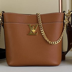 Louis Vuitton Inspired Handbags, AA+ Quality 100% Genuine Leather Classic Flap Medium Quilted Lambskin Black Gold, 18X 1 1X 5cm BL 4 Colour