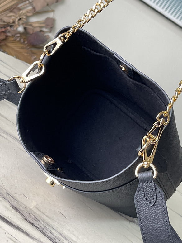 Louis Vuitton Inspired Handbags, AA+ Quality 100% Genuine Leather Classic Flap Medium Quilted Lambskin Black Gold, 18X 1 1X 5cm BL 4 Colour