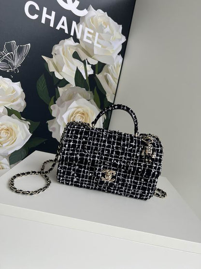 Chanel Handbags, AA+ Quality 100% Genuine Leather Classic Flap Medium Quilted Lambskin Black Gold, 18X 1 1X 5cm BL 4 Colour for chanel hand bag