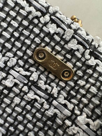 Chanel Handbags, AA+ Quality 100% Genuine Leather Classic Flap Medium Quilted Lambskin Black Gold, 18X 1 1X 5cm BL 4 Colour for chanel hand bag