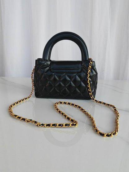 Chanel Inspired Handbags, AA+ Quality 100% Genuine Leather Classic Flap Medium Quilted Lambskin Black Gold, 13X 19X 7cm BL 1 Colour for chanel hand bag
