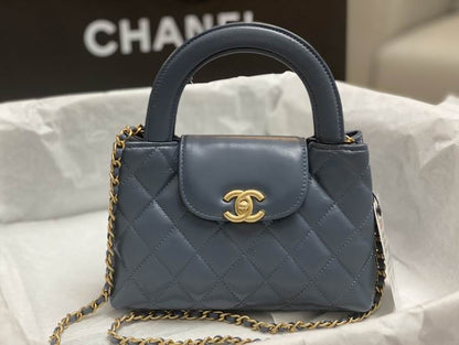 Chanel Inspired Handbags, AA+ Quality 100% Genuine Leather Classic Flap Medium Quilted Lambskin Black Gold, 13X 19X 7cm BL 2 Colour for chanel hand bag
