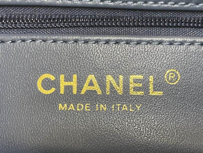 Chanel Inspired Handbags, AA+ Quality 100% Genuine Leather Classic Flap Medium Quilted Lambskin Black Gold, 13X 19X 7cm BL 2 Colour for chanel hand bag
