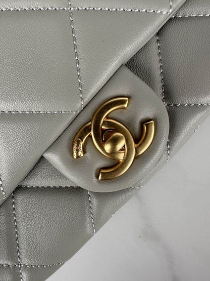 Chanel Handbags, AA+ Quality 100% Genuine Leather Classic Flap Medium Quilted Lambskin Black Gold, 18X 1 1X 5cm BL 4 Colour for chanel hand bag